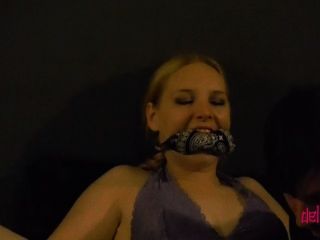 Close Up Sceaming Orgasms From Vibrator And Begging To Stop