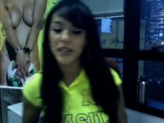 Aline Bernardes Twitcam 2 Pt1