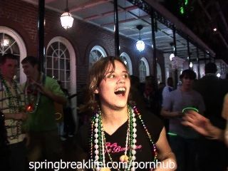 Mardi Gras Girls Flashing