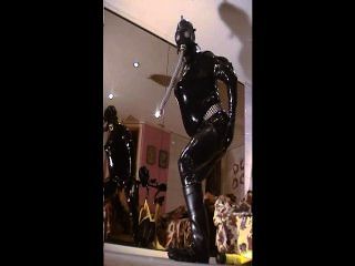 Roxina2004hornyrubberguy160104xxxl