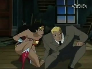 Wonder Woman Kissing